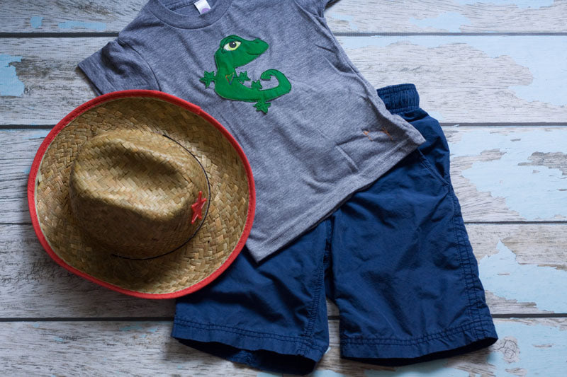 Emerald Green Gecko on Gray Heathered Crew