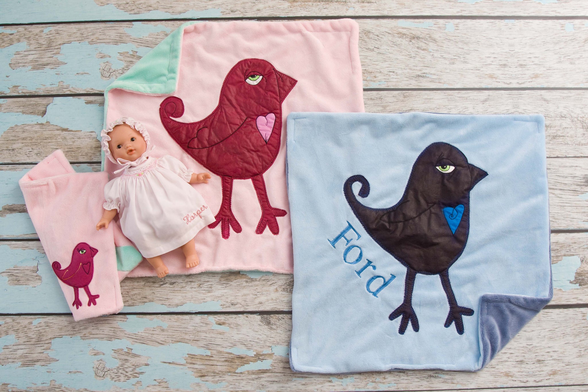 EXCLUSIVE Bambinos Appliqued Bird Lovie